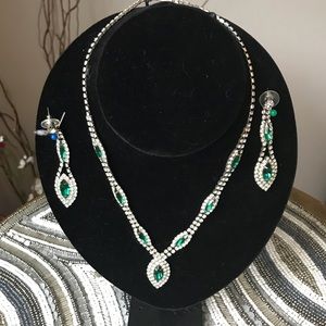 Necklace &Earrings set